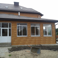 Остекление веранды в частном доме